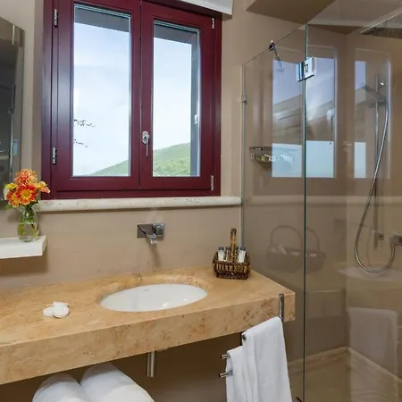 Rural Tuscany - Luxury Monticelli Villa Sarteano